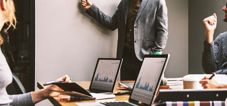 Motiver vos employés par la fixation d’objectifs : la méthode